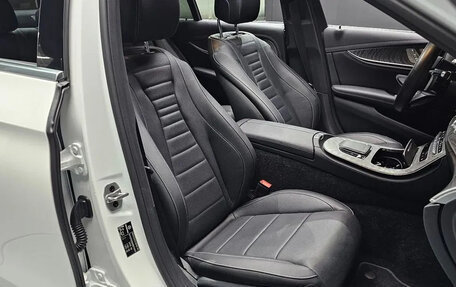 Mercedes-Benz E-Класс, 2022 год, 5 260 000 рублей, 9 фотография