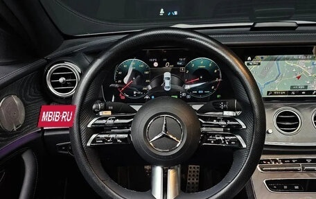 Mercedes-Benz E-Класс, 2022 год, 5 260 000 рублей, 6 фотография