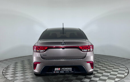 KIA Rio IV, 2018 год, 1 581 000 рублей, 5 фотография