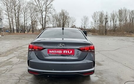 Hyundai Solaris II рестайлинг, 2022 год, 1 500 000 рублей, 12 фотография