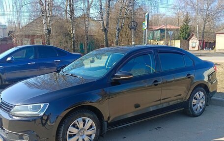 Volkswagen Jetta VI, 2013 год, 950 000 рублей, 4 фотография