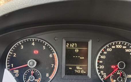 Volkswagen Jetta VI, 2013 год, 950 000 рублей, 3 фотография