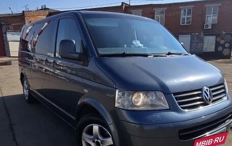 Volkswagen Caravelle T5, 2006 год, 1 950 000 рублей, 9 фотография
