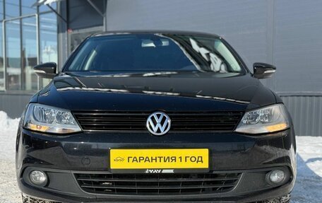 Volkswagen Jetta VI, 2014 год, 890 000 рублей, 2 фотография