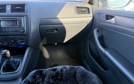 Volkswagen Jetta VI, 2014 год, 890 000 рублей, 16 фотография