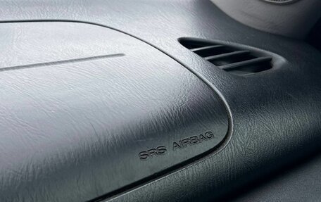 Nissan Almera, 2005 год, 300 000 рублей, 25 фотография