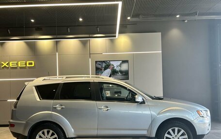 Mitsubishi Outlander III рестайлинг 3, 2010 год, 1 200 000 рублей, 5 фотография