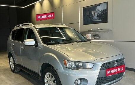 Mitsubishi Outlander III рестайлинг 3, 2010 год, 1 200 000 рублей, 4 фотография