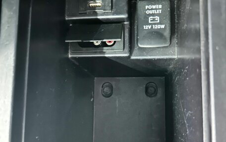 Mitsubishi Outlander III рестайлинг 3, 2010 год, 1 200 000 рублей, 16 фотография