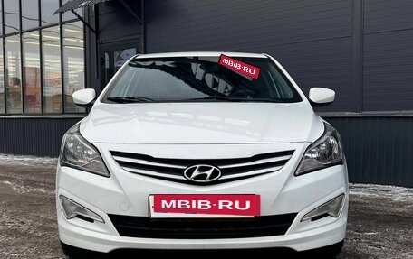 Hyundai Solaris II рестайлинг, 2016 год, 890 000 рублей, 2 фотография