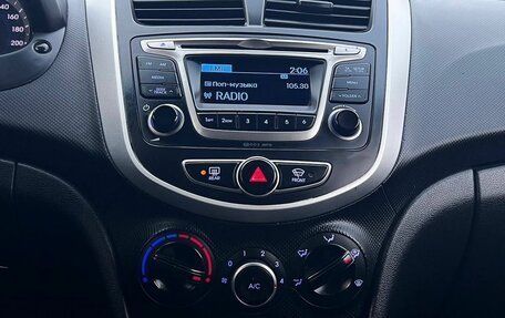 Hyundai Solaris II рестайлинг, 2016 год, 890 000 рублей, 19 фотография