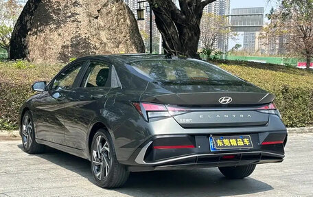 Hyundai Elantra, 2023 год, 1 575 000 рублей, 4 фотография