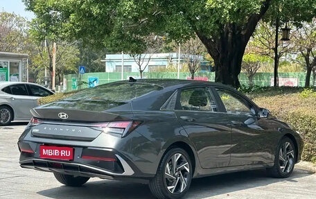 Hyundai Elantra, 2023 год, 1 575 000 рублей, 6 фотография