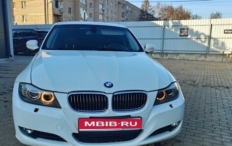 BMW 3 серия, 2011 год, 1 049 000 рублей, 1 фотография