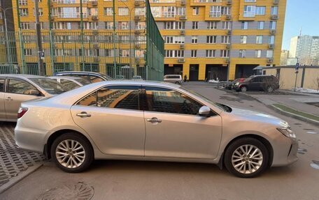 Toyota Camry, 2015 год, 1 860 000 рублей, 2 фотография