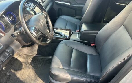 Toyota Camry, 2015 год, 1 860 000 рублей, 5 фотография