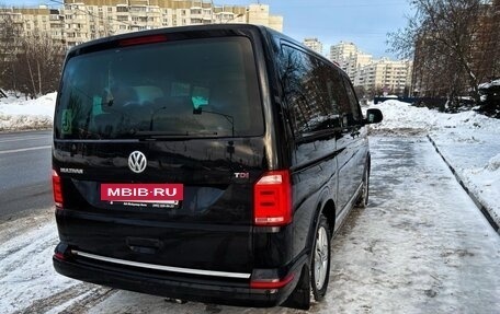 Volkswagen Multivan T6 рестайлинг, 2017 год, 4 050 000 рублей, 6 фотография