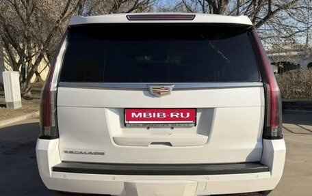 Cadillac Escalade IV, 2016 год, 4 510 000 рублей, 7 фотография