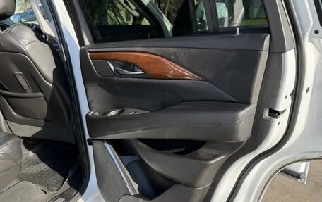 Cadillac Escalade IV, 2016 год, 4 510 000 рублей, 17 фотография