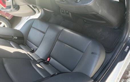 BMW 3 серия, 2011 год, 1 049 000 рублей, 13 фотография