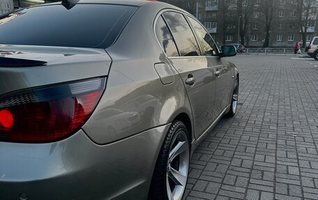 BMW 5 серия, 2004 год, 980 000 рублей, 5 фотография