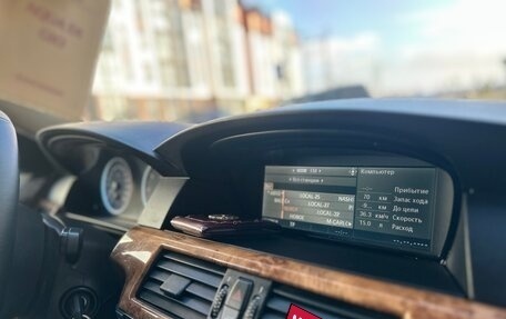 BMW 5 серия, 2004 год, 980 000 рублей, 9 фотография