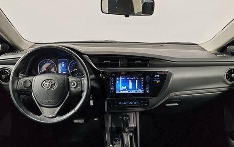 Toyota Corolla, 2018 год, 1 799 000 рублей, 13 фотография