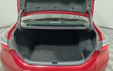 Toyota Corolla, 2018 год, 1 799 000 рублей, 10 фотография