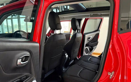 Jeep Renegade I рестайлинг, 2018 год, 1 335 770 рублей, 9 фотография