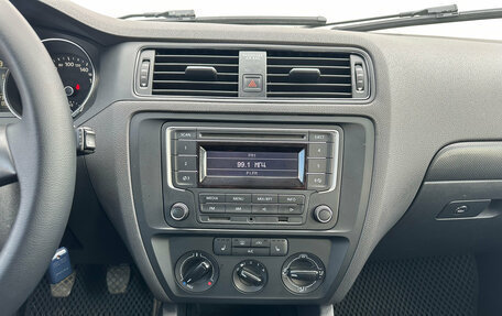 Volkswagen Jetta VI, 2015 год, 1 180 000 рублей, 15 фотография