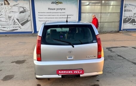 Toyota Opa I рестайлинг, 2003 год, 600 000 рублей, 2 фотография