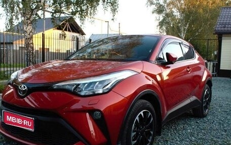 Toyota C-HR I рестайлинг, 2019 год, 3 500 000 рублей, 1 фотография