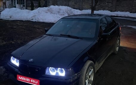 BMW 3 серия, 1993 год, 450 000 рублей, 1 фотография