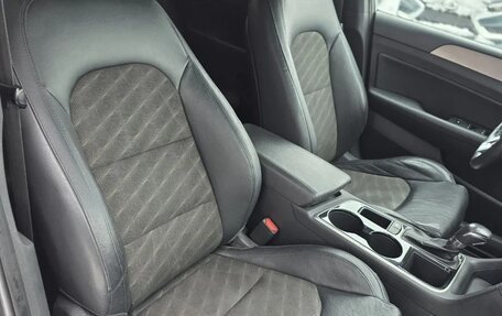 Hyundai Sonata VII, 2018 год, 2 050 000 рублей, 18 фотография