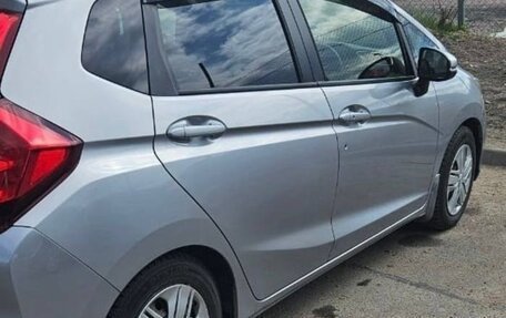 Honda Fit III, 2018 год, 1 170 000 рублей, 4 фотография