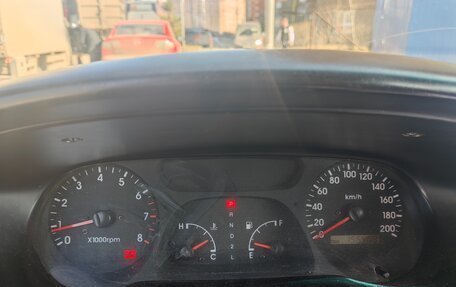 KIA Sportage IV рестайлинг, 2003 год, 300 000 рублей, 6 фотография