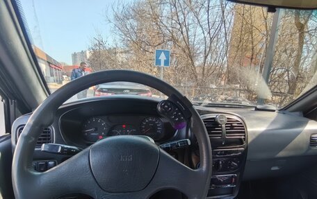 KIA Sportage IV рестайлинг, 2003 год, 300 000 рублей, 7 фотография