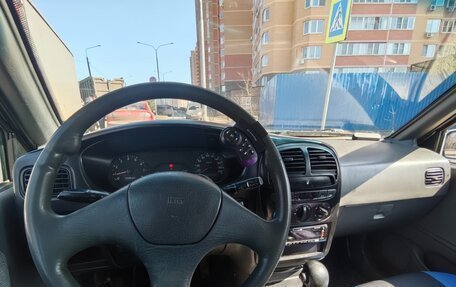 KIA Sportage IV рестайлинг, 2003 год, 300 000 рублей, 8 фотография