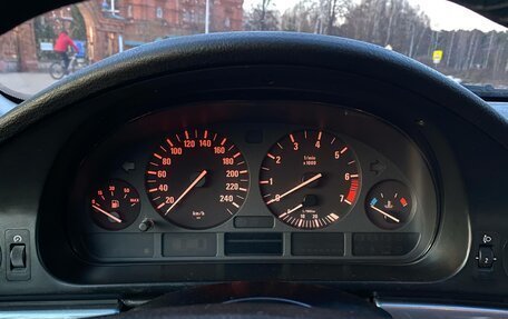 BMW 5 серия, 1999 год, 895 000 рублей, 16 фотография