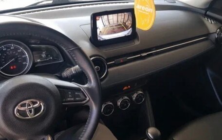Toyota Yaris, 2019 год, 1 250 000 рублей, 3 фотография