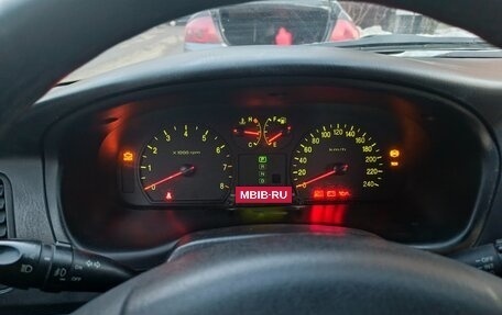 Hyundai Sonata IV рестайлинг, 2005 год, 370 000 рублей, 10 фотография