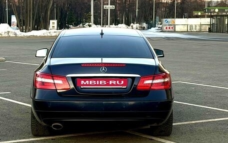 Mercedes-Benz E-Класс, 2011 год, 1 550 000 рублей, 4 фотография