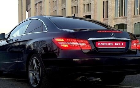 Mercedes-Benz E-Класс, 2011 год, 1 550 000 рублей, 17 фотография