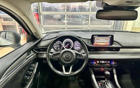 Mazda 6, 2023 год, 3 499 900 рублей, 11 фотография