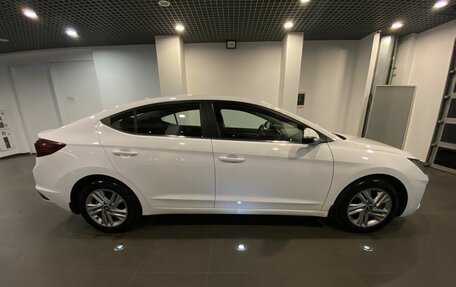 Hyundai Elantra VI рестайлинг, 2019 год, 1 555 000 рублей, 2 фотография