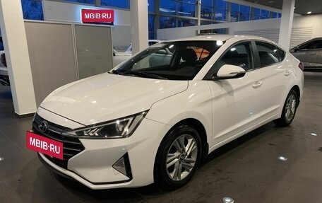 Hyundai Elantra VI рестайлинг, 2019 год, 1 555 000 рублей, 7 фотография