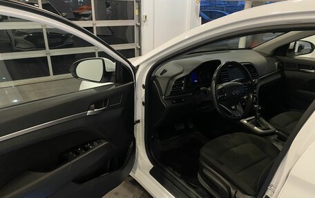 Hyundai Elantra VI рестайлинг, 2019 год, 1 555 000 рублей, 21 фотография