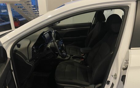 Hyundai Elantra VI рестайлинг, 2019 год, 1 555 000 рублей, 16 фотография