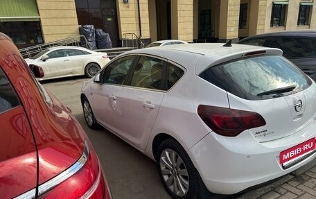 Opel Astra J, 2011 год, 845 000 рублей, 4 фотография