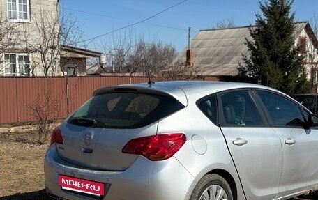 Opel Astra J, 2011 год, 620 000 рублей, 8 фотография